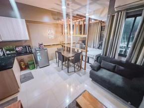 Chillhauz (SM,Ayala,IT,City) W/Pool & WiFi